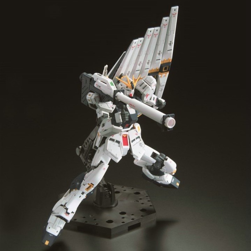 Tersedia: Bandai RG 1/144 RX-9 - Bandai Model Gundam Rg ulasan dan harga